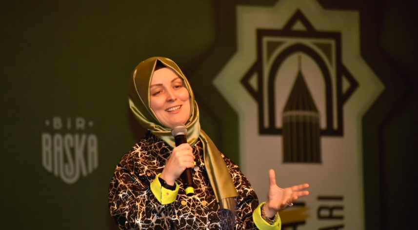 Hatice Kübra Tongar- Çocuklarımızın hayatında bıraktığı