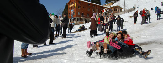 Kardan Adam Şenlikleri