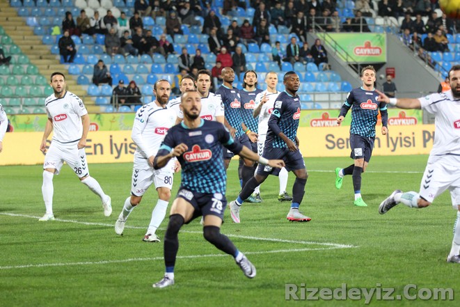 Çaykur Rizespor - Konya Maç Fotoğrafları