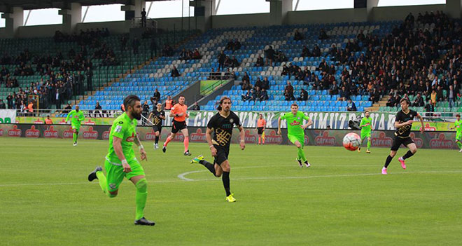 Çaykur Rizespor-Osmanlıspor Maçından Fotoğraflar