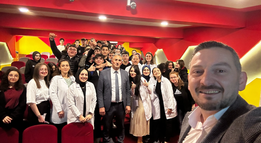 Kariyer günlerinin konuğu gazeteci Aytekin Kalender oldu