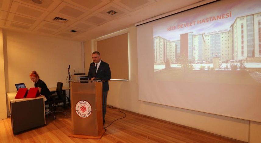 Rize Devlet Hastanesi'nde Hemşireler Günü kutlandı