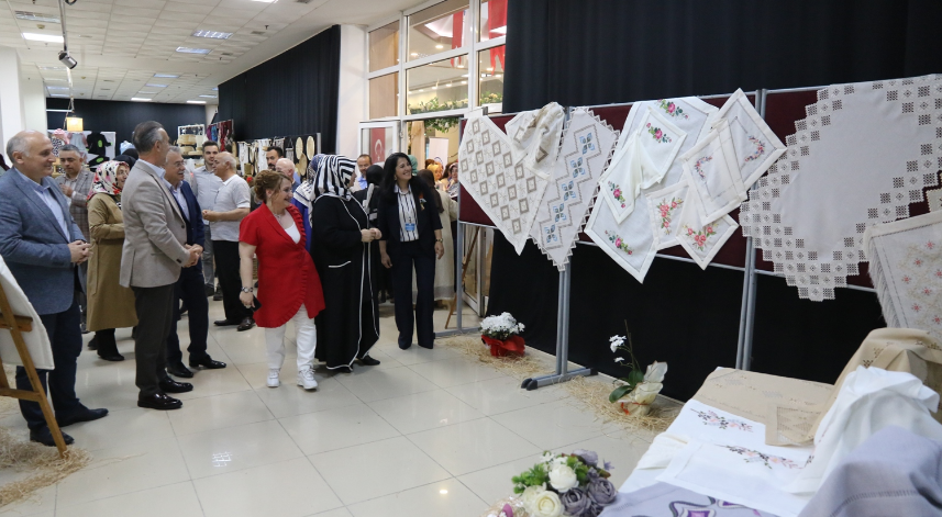 Bir Yılın Emeği, 'Sergi'lendi