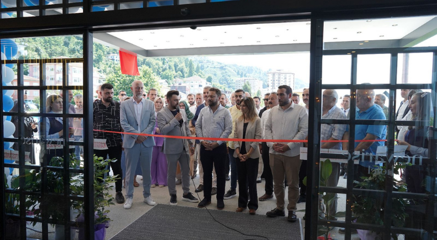 Newarise Hotel Rize’de hizmete açıldı	