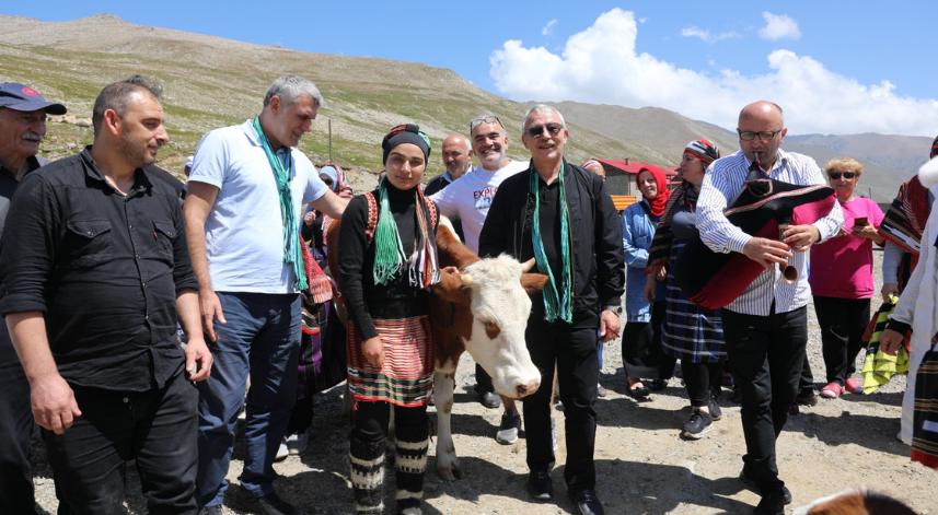 Cumhuriyetin 100. yılında 7 bölge, 7 renk Ovit'te buluşuyor	