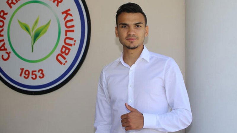 ATAKAN AKKAYNAK - Önceki Takımı: Willem II - Mevkisi: Orta Saha - Yaşı: 20 - Uyruğu: Türkiye - Sözleşme Bitiş Tarihi: 31/05/2020