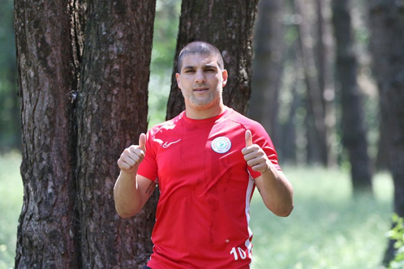 MOSTAPHA EL KABİR - Önceki Takımı: Kalmar FF - Mevkisi: Hücum - Yaşı: 31 - Uyruğu: Fas - Sözleşme Bitiş Tarihi: 31/05/2020