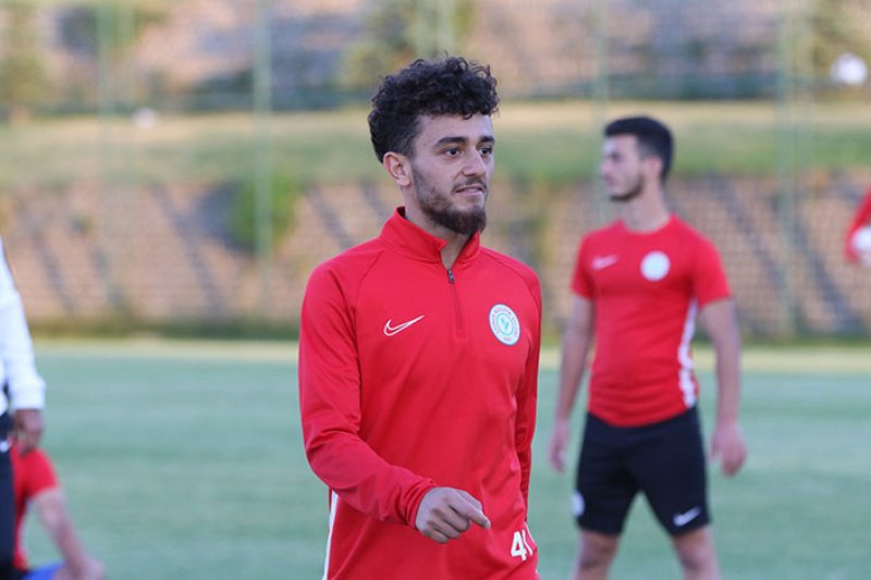 MAHSUN ÇAPKAN - Önceki Takımı: Fenerbahçe - Mevkisi: Orta Saha - Yaşı: 20 - Uyruğu: Türkiye - Sözleşme Bitiş Tarihi: 31/05/2024 (Eyüpspor'a Kiralık Olarak Gönderildi)