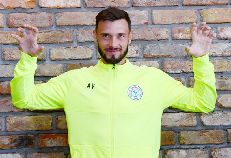 AMADEJ VETRIH - Önceki Takımı: NK Domzale - Mevkisi: Orta Saha - Yaşı: 29 - Uyruğu: Slovenya - Sözleşme Bitiş Tarihi: 31/05/2021