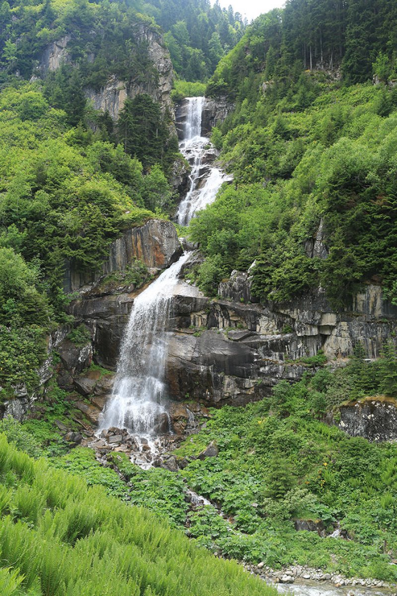 Palovit debisiyle, Bulut uzunluğuyla, Ağaran ise üzerinde yüzülecek yerleriyle öne çıkmaktadır.
