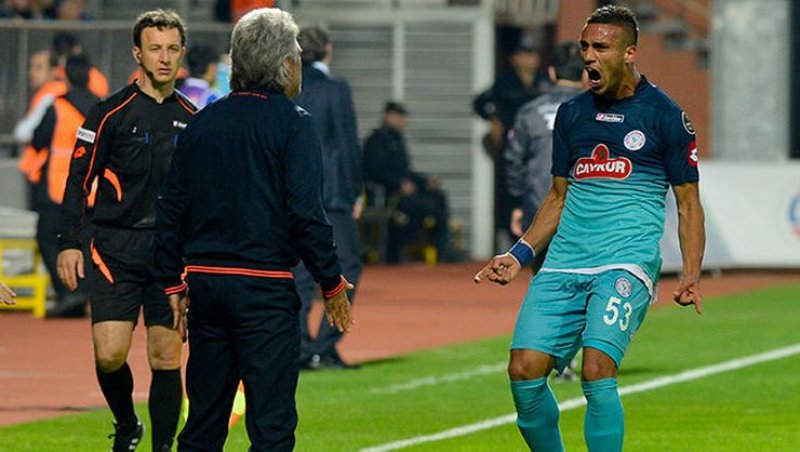 ALİ ADNAN KADHİM - Çaykur Rizespor'da 53 numarayı giyen ilk yabancı futbolcu oldu. Iraklı futbolcu yeşil-mavili kulüpte gösterdiği performans ile Seria A ekiplerinden Udinesse'ye transfer oldu.