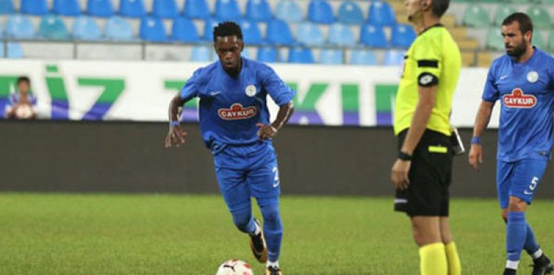 LINCOLN HENRIQUE - 2017/2018 sezonunda Çaykur Rizespor'un en dikkat çekici transferlerinden birisi olan Brezilyalı genç futbolcu beklenen katkıyı sağlayamasa da 53 numarayı giyen yabancı futbolcular arasında yerini aldı.