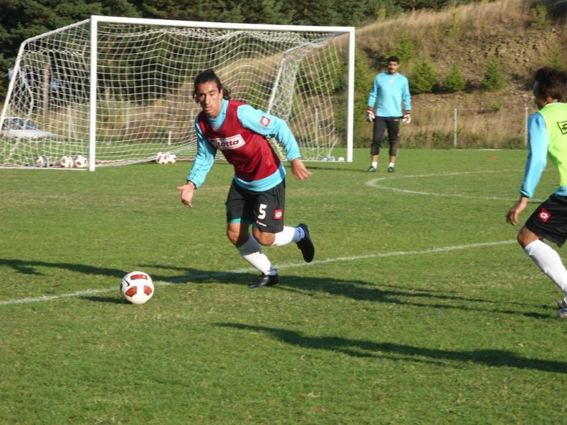 MESUT YILMAZ - Çaykur Rizespor'un altyapısından yetişti. A Takıma yükseldiği memleketinin takımında 53 numaralı forma ile mücadele etti.