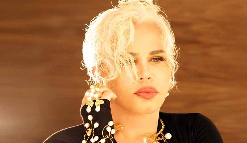 SEZEN AKSU - Türk Müziğinin 'Minik Serçe'si Sezen Aksu baba tarafında Rize Pazarlıdır. Aksu yaptığı bir açıklamasında, 