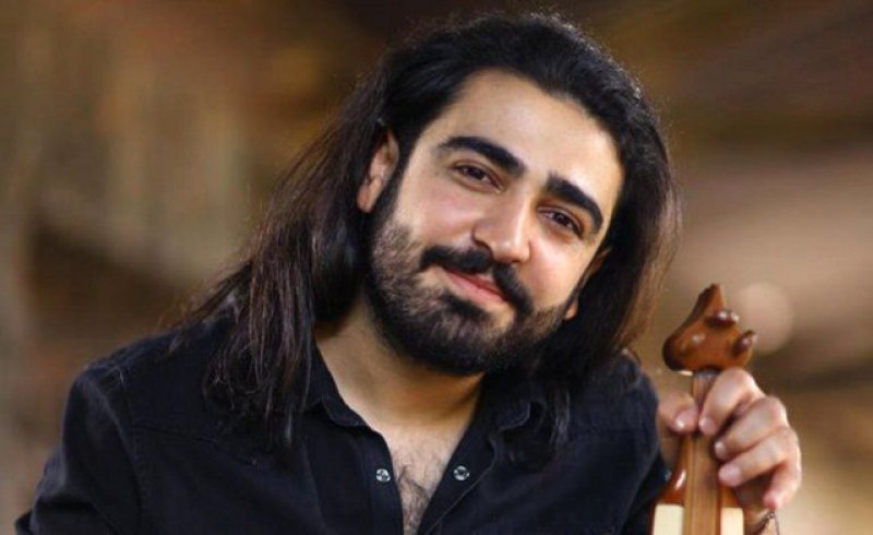 SELÇUK BALCI - Karadeniz müziğinin son dönemlerde en beğenilen isimlerinden birisi olan Selçuk Balcı aslen Rize'nin Çayeli ilçesindendir.