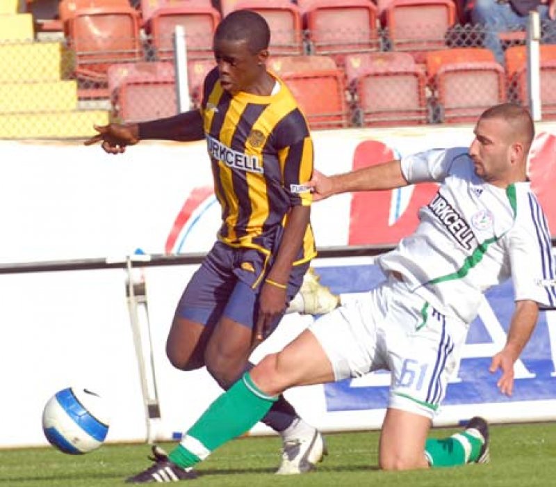 Süper Lig'de Çaykur Rizespor, MKE Ankaragücü karşısındaki en farklı galibiyetini 2006/2007 sezonunda 3-1'lik skorla aldı.