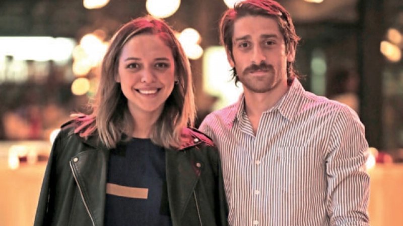 Oyuncu Seda Türkmen, 2017 yılında evlendiği kendisi gibi oyuncu Bora Akkaş’a Ağustos boşanma davası açtı.