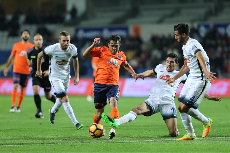 Çaykur Rizespor ile Medipol Başakşehir bugüne kadar tüm kulvarlarda birbirlerine 17 kez rakip oldular.