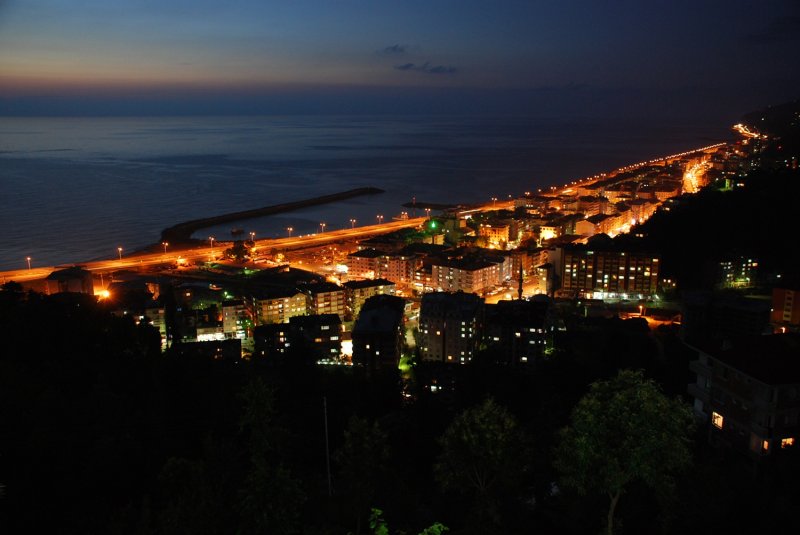 İlçede 54 köy ve 35 mahalle yer almaktadır.