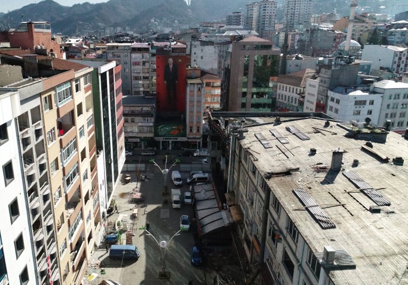 Rize'nin Silueti Yöresel Mimariye Uygun Binalarla Değişecek