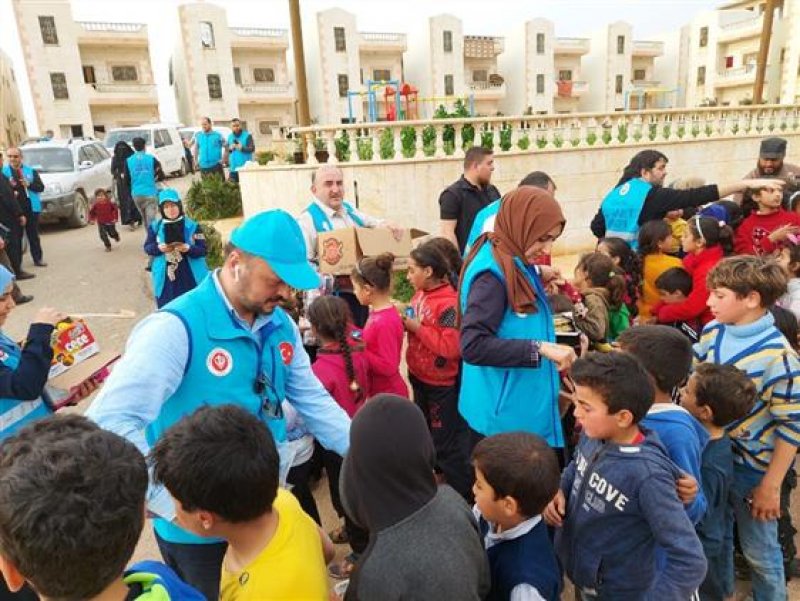 TDV Gönüllüleri İdlib'de İyilik Tohumları Ekti