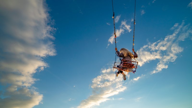 Bulutların Üzerindeki Huser Yaylası Gözleri Kamaştırıyor
