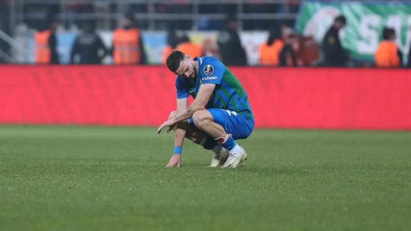 22 MAYIS - Spor Toto Süper Lig'de 2021/2022 sezonu sona erdi. Lige Tahir Kıran başkanlığında başlayan Çaykur Rizespor sezonu 36 puanla 17. sırada tamamlayarak küme düştü.