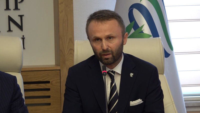 8 TEMMUZ - Yusuf Yılmaz, Resmi Gazete'de yayımlanan Cumhurbaşkanlığı Kararı ile Recep Tayyip Erdoğan Üniversitesi'ne Rektör olarak atandı.