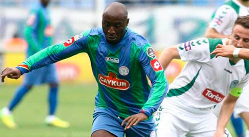 Lomana LuaLua - Forvet (22 Maç, 5 Gol, 6 Asist)