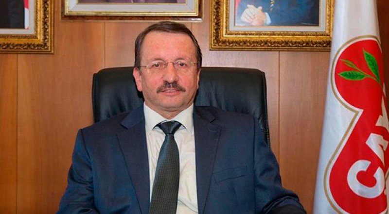 İMDAT SÜTLÜOĞLU
2 Ekim 1953'te Ardeşen, Rize'de doğdu. 2002-2007 yılları arasında TBMM 22. dönem Adalet ve Kalkınma Partisi Rize milletvekili oldu.