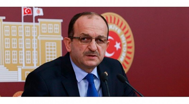 HİKMET AYAR
1957 yılında Rize Çayeli‘nde doğdu. 26. Dönem Rize Milletvekilidir.