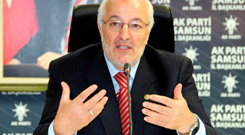 NUSRET BAYRAKTAR
1951’de Rize Ardeşen‘de doğdu. 22 ve 23. Dönemde İstanbul Milletvekili seçildi.