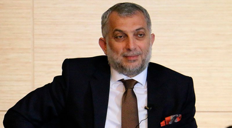 METİN KÜLÜNK
1960 Rize, Güneysu'da doğdu. 23, 24 ve 25. Dönem İstanbul Milletvekilidir.