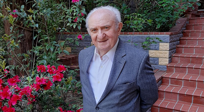 AHMET KABİL
1942 yılında Rize'de doğmuştur. 18, 19 ve 20. dönem Rize Milletvekili seçilmiştir.