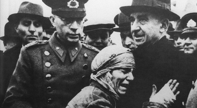 Erzincan'da 27 Aralık 1939'daki 7,9 büyüklüğünde meydana gelen büyük depremde, yaklaşık 33 bin kişi hayatını kaybetti, 100 bin kişi yaralandı ve 116 bin civarında bina yıkıldı.