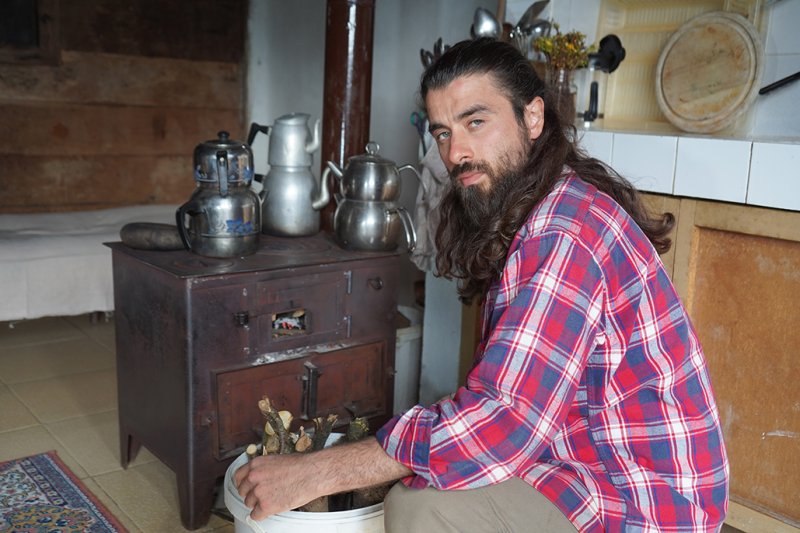 İstanbul'da Doğdu, Büyüdü Şimdi Rize'de Köyünde Yaşıyor