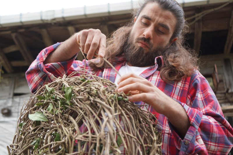 İstanbul'da Doğdu, Büyüdü Şimdi Rize'de Köyünde Yaşıyor