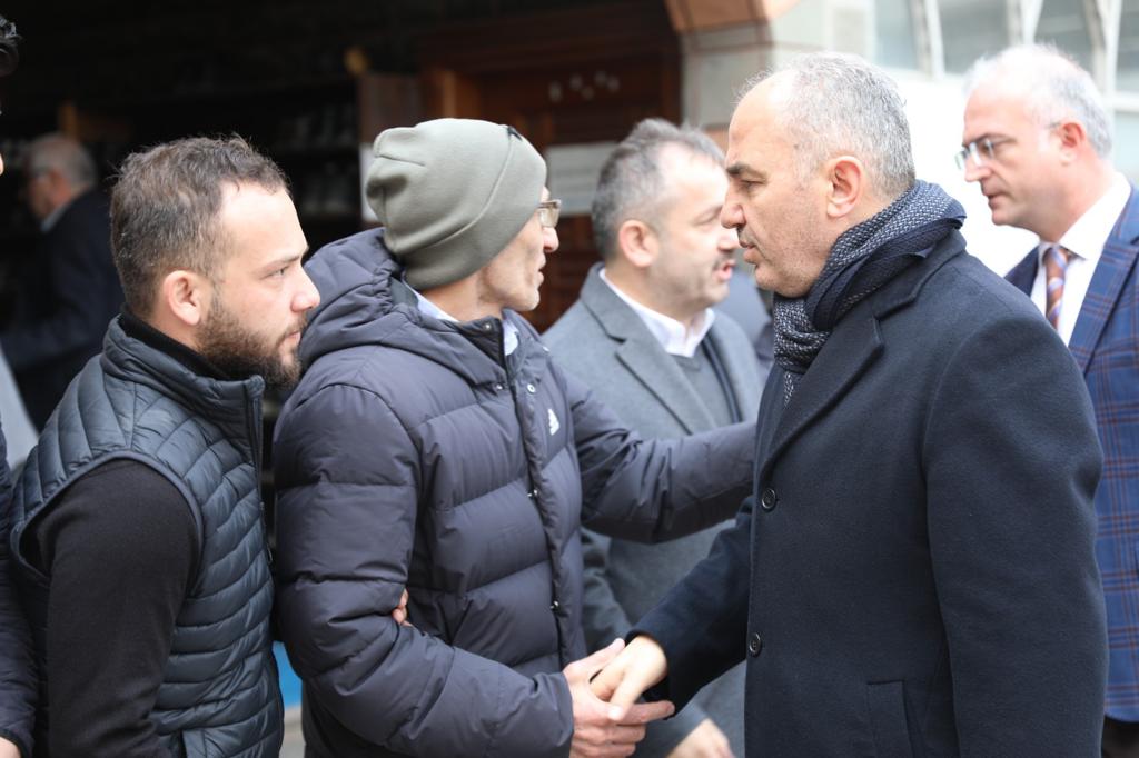 Adli Tıp Kurumu Başkanı Aslıyüksek'in annesi son yolculuğuna uğurlandı