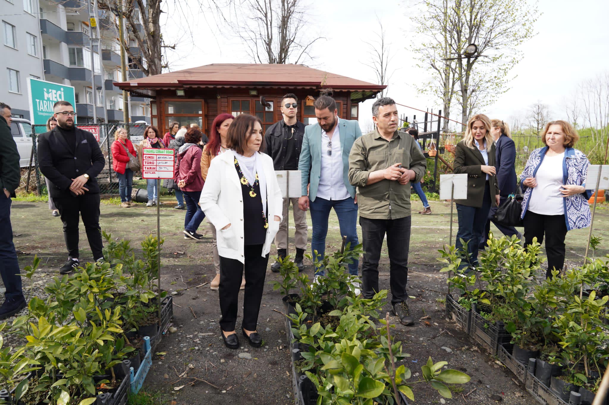 Selvi Kılıçdaroğlu, Fındıklı'da çocuklarla bir araya geldi