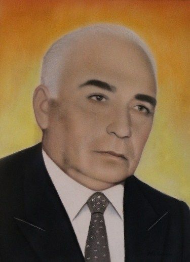 A. Mucip KEMALYERİ
İlk olarak 1934 yılında Rize Belediye Başkanlığına tayin edildi. 1938 yılına kadar belediye başkanı olarak görev yapan Mucip Kemalyeri, Atatürk’ün vefatı dolayısıyla Rize’den Ankara’ya giden heyette yer almıştır. Bu sırada rahatsızlığını gerekçe göstererek belediye başkanlığı görevinden istifa etmiştir. 
