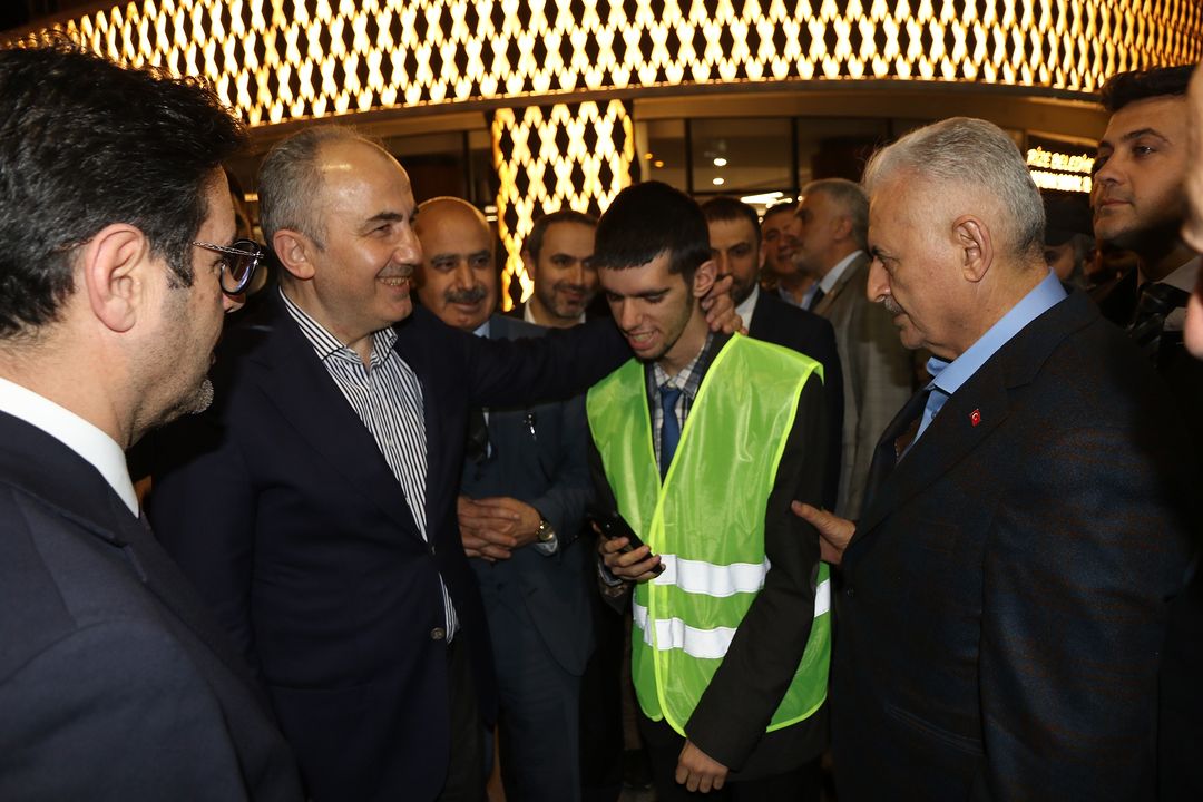 Son Başbakan Binali Yıldırım Rizelilerle buluştu