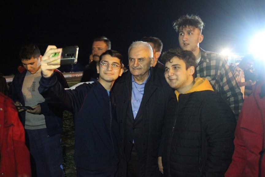 Son Başbakan Binali Yıldırım Rizelilerle buluştu