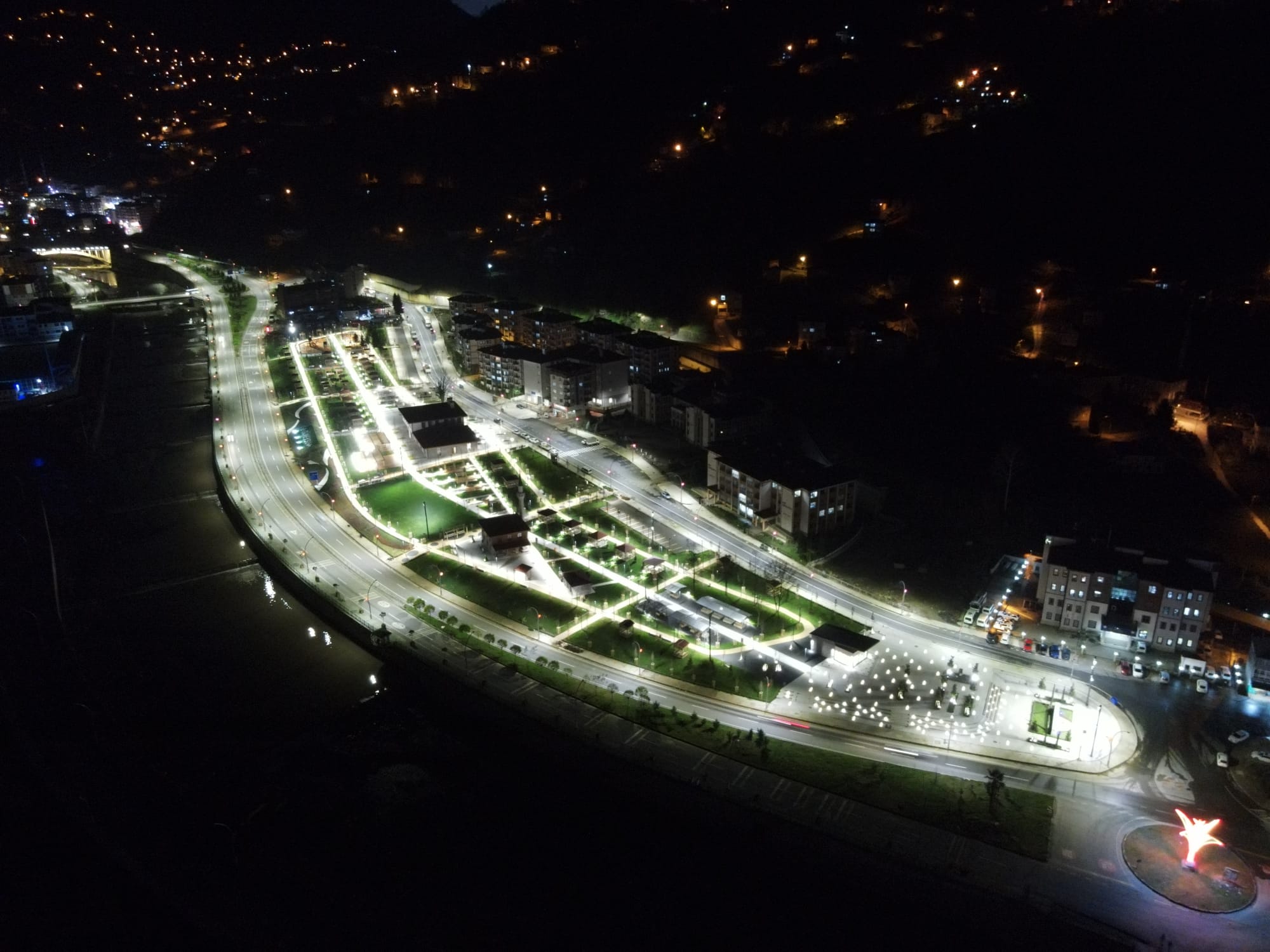 Başkan Özer: Vatandaş İyidere Millet Bahçesi'nde ürünlerini komisyonsuz satabilecek