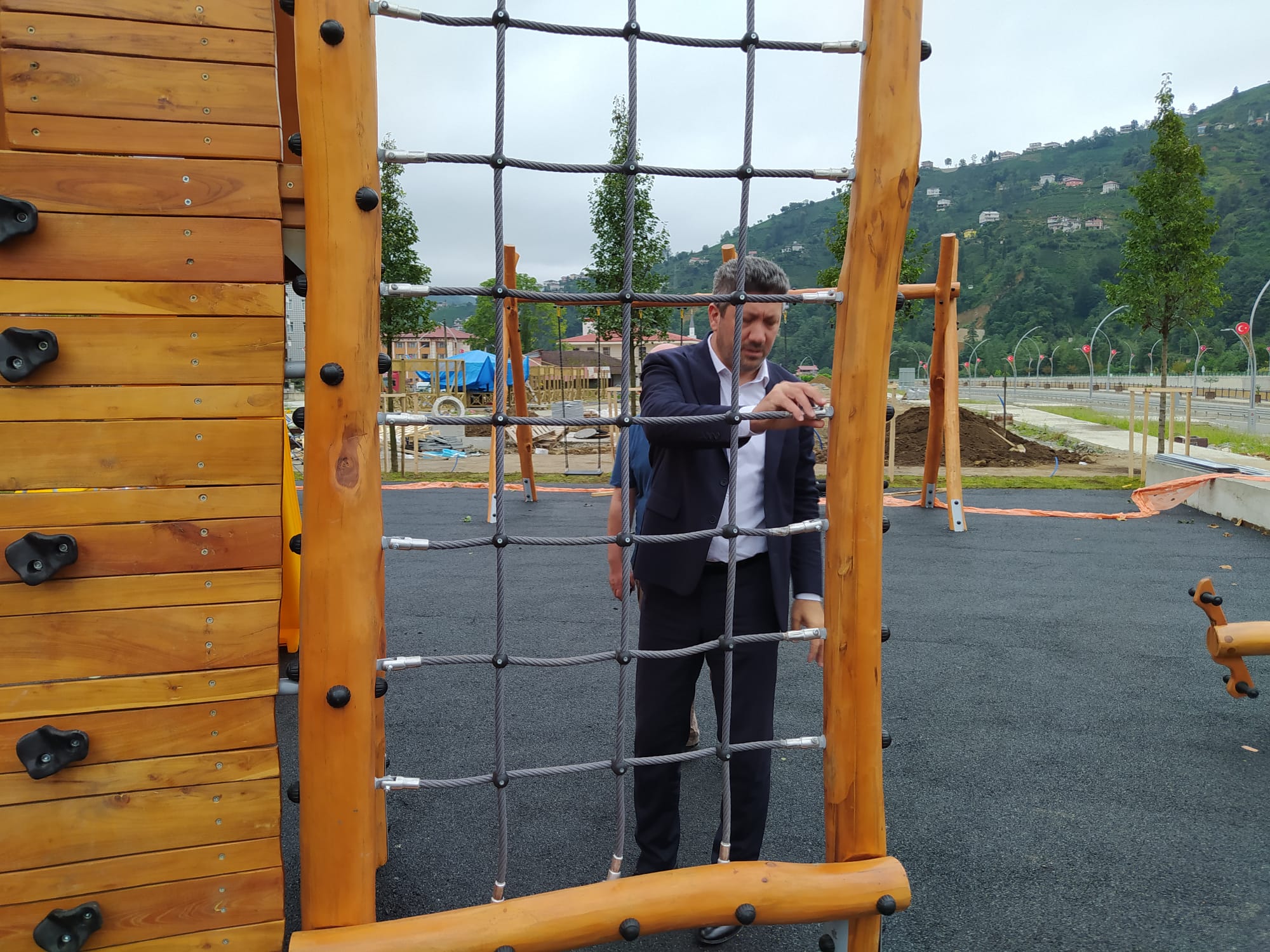 Başkan Özer: Vatandaş İyidere Millet Bahçesi'nde ürünlerini komisyonsuz satabilecek