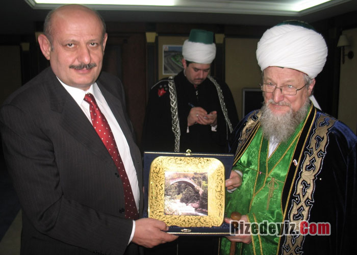 Rize Belediye Başkanı Halil Bakırcı ve Rusya Merkez Diniye Nezareti Reisi (Şeyh-ül İslam)