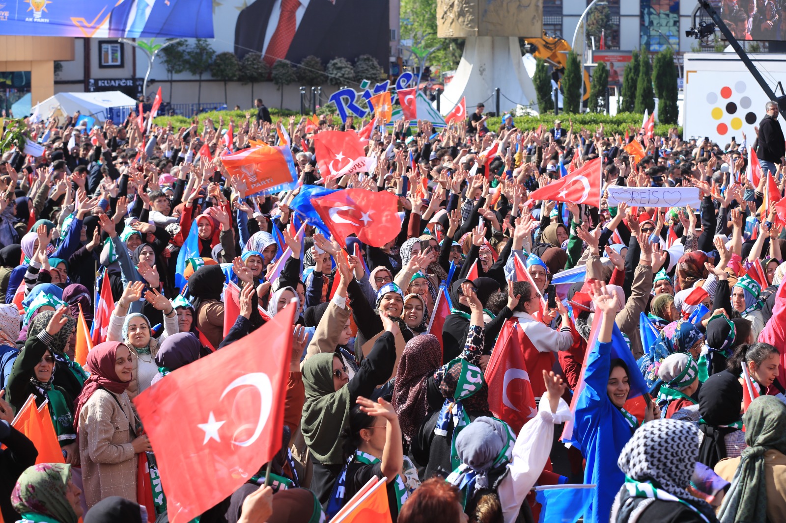 Cumhurbaşkanı Erdoğan Rize'deydi