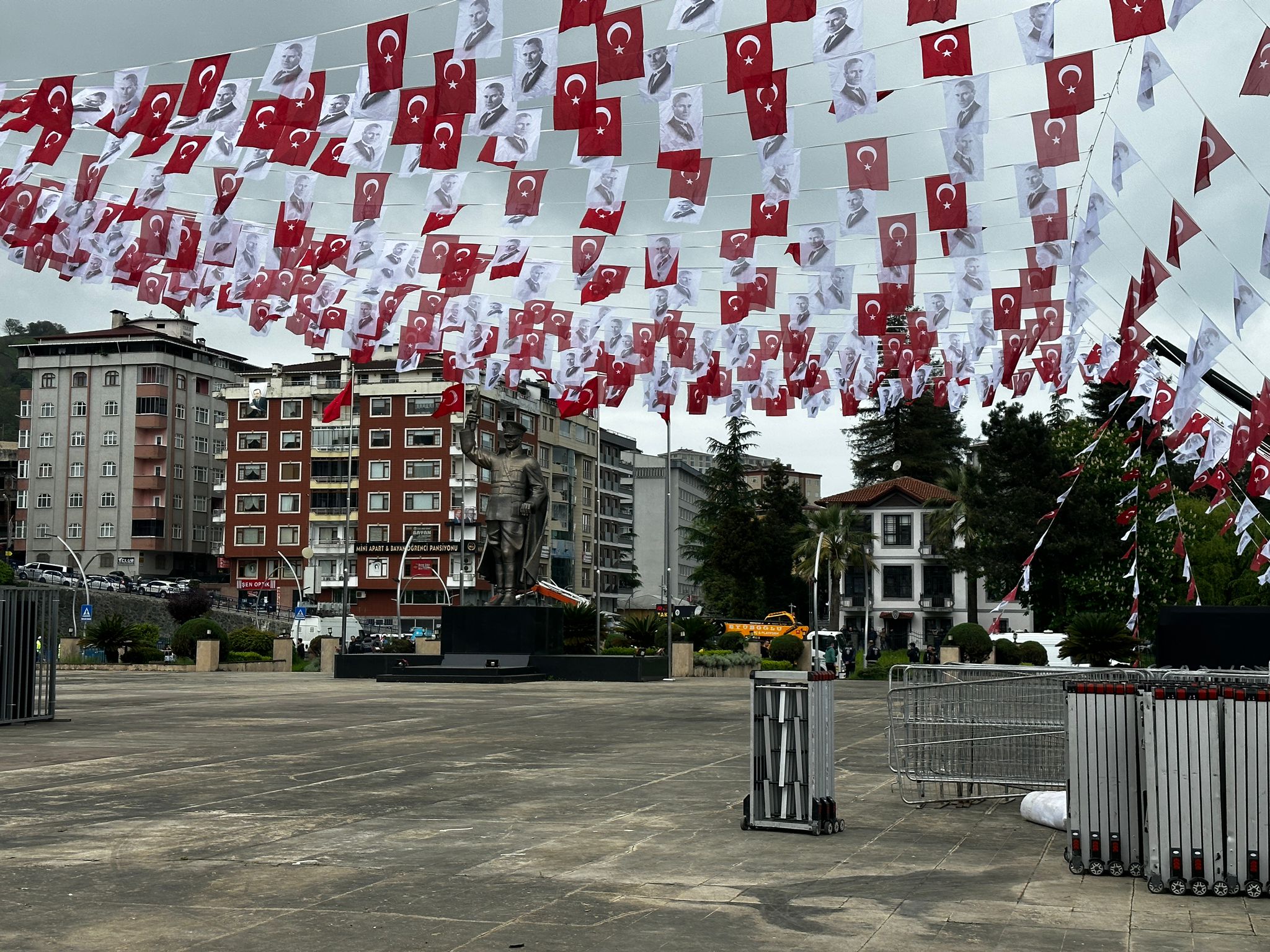Rize, İmamoğlu için hazırlıklarını sürdürüyor