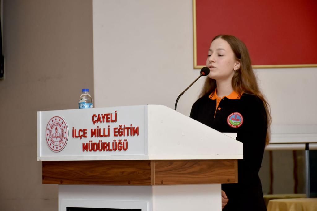 Çay ve Çayeli temalı şiir kitabı yayımlandı