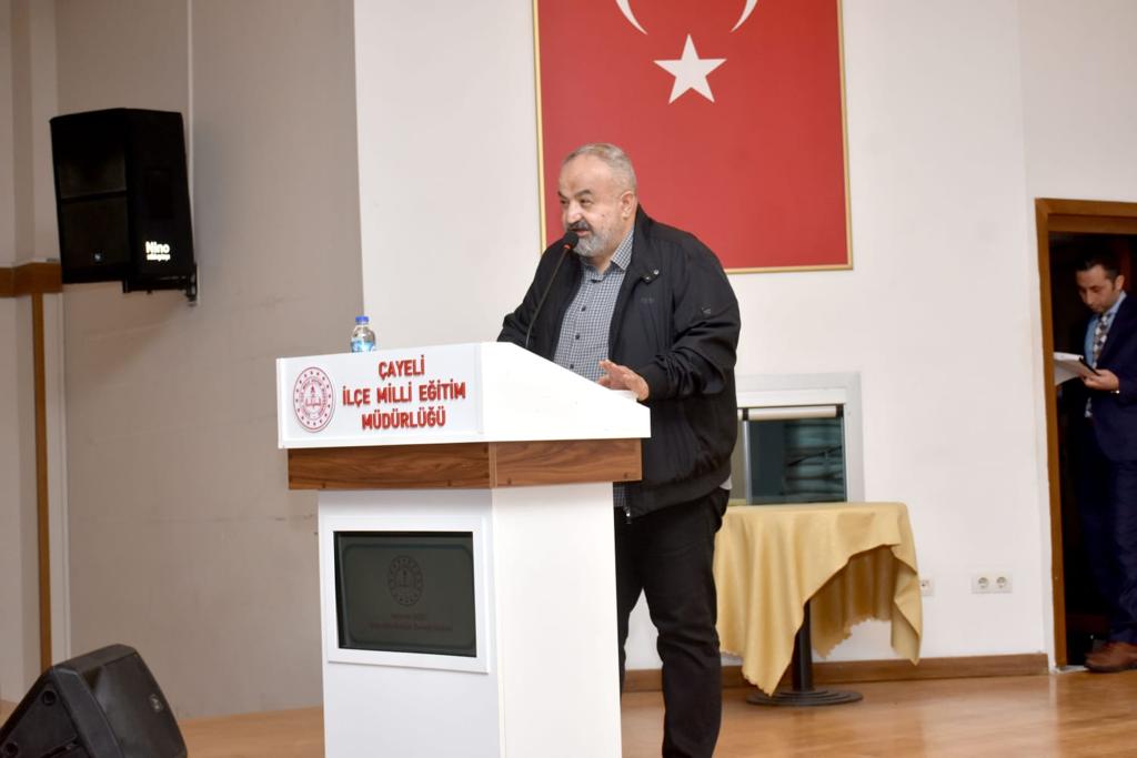 Çay ve Çayeli temalı şiir kitabı yayımlandı