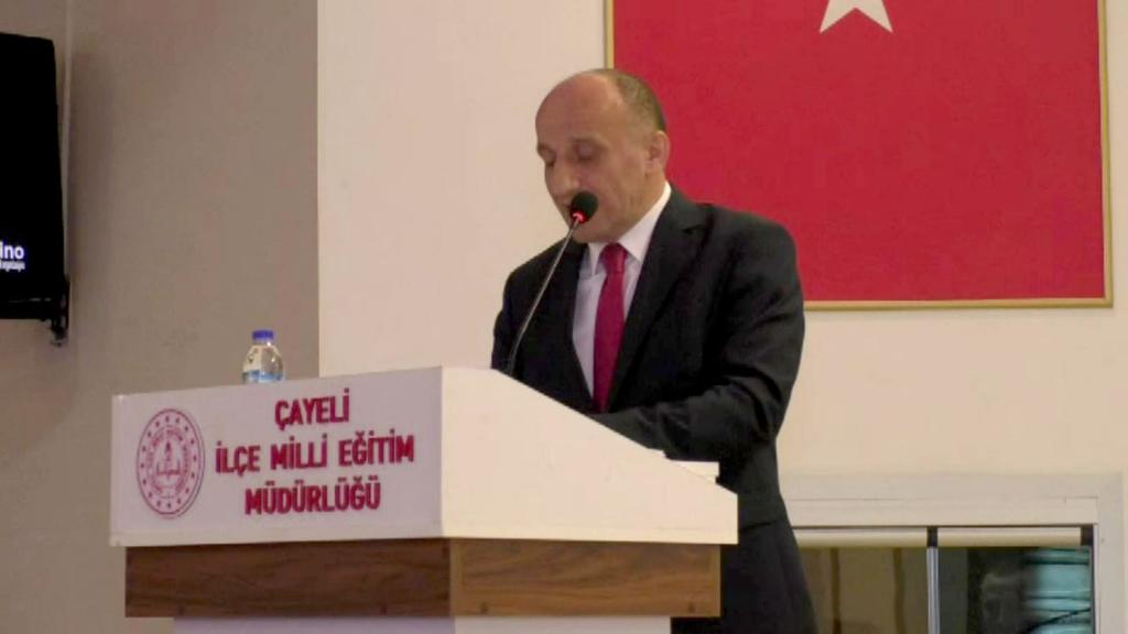 Çay ve Çayeli temalı şiir kitabı yayımlandı